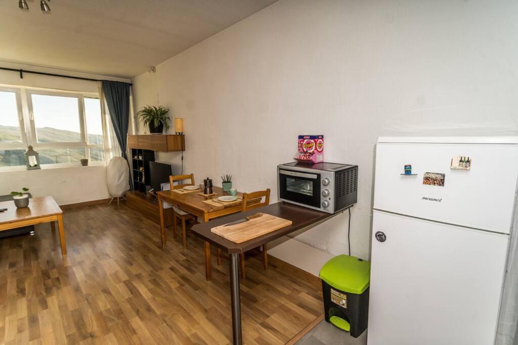 The Apartment Luminoso Duplex En เซียร์ราเนบาดา ภายนอก รูปภาพ